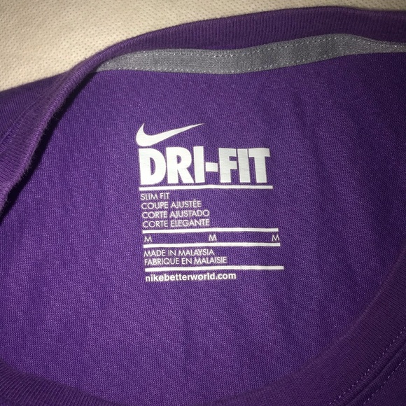 Nike Dry-Fit Tee - Picture 2 of 2